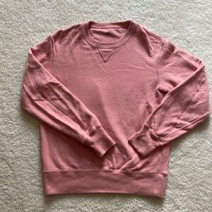 Uniqulo sweatshirt